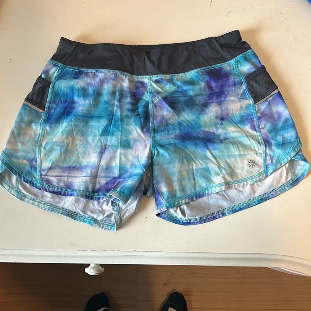 Athleta Girl Run Free 2.5 inch short (size xL/14)